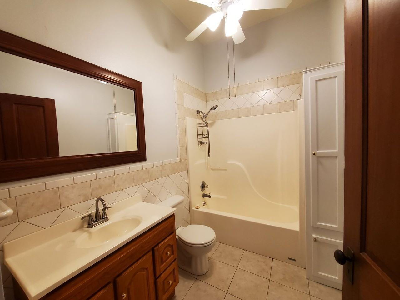 3117 Avenue Q - Photo 6 of 16