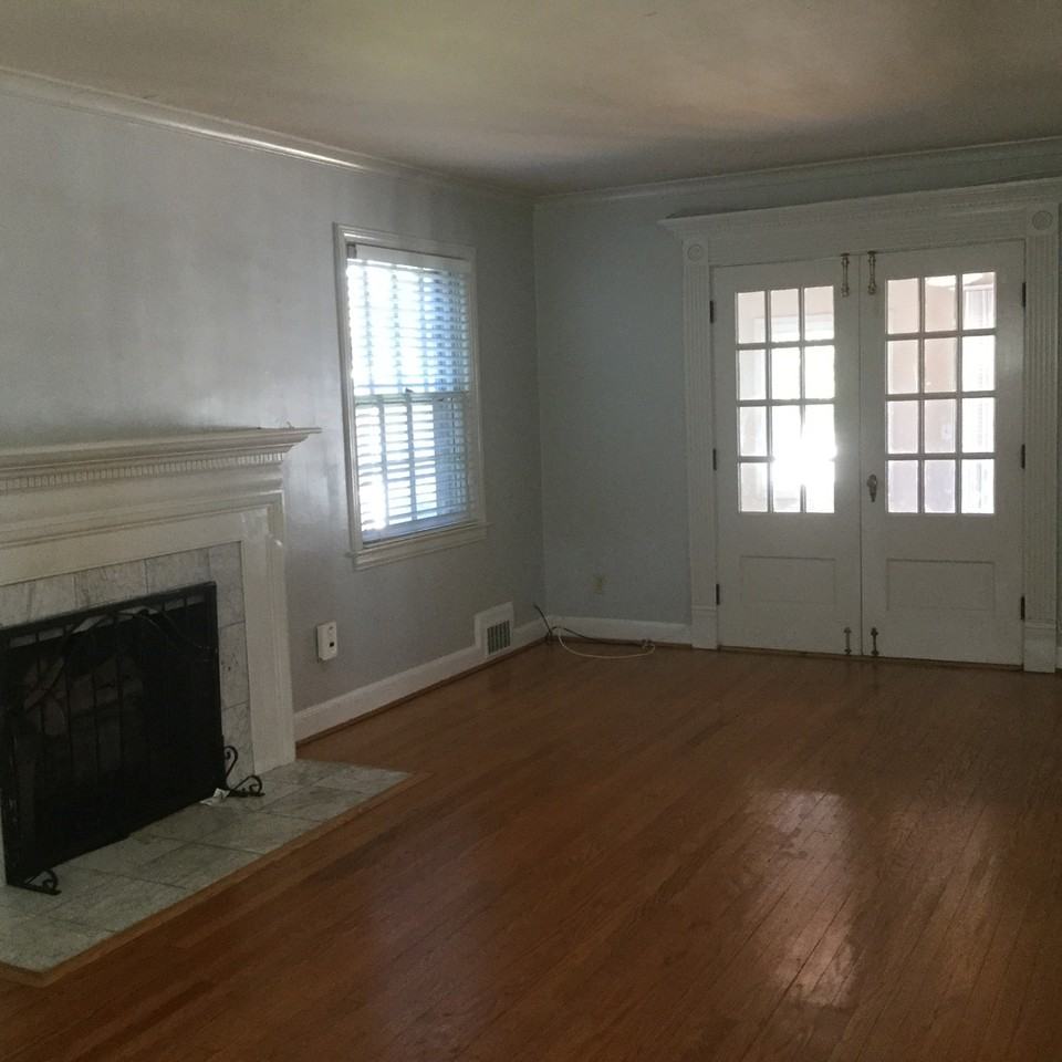 7205 Clarendon Rd - Photo 4 of 21