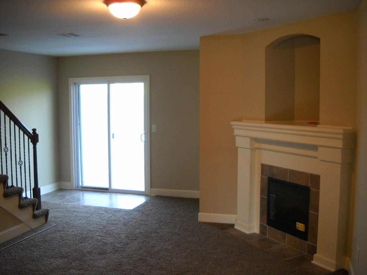 13728 Post Oak Ln - Photo 2 of 11