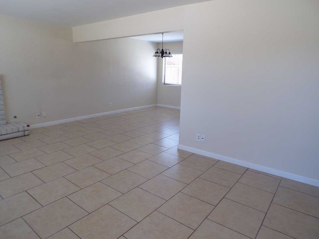 3930 Neptune Ave - Photo 4 of 20