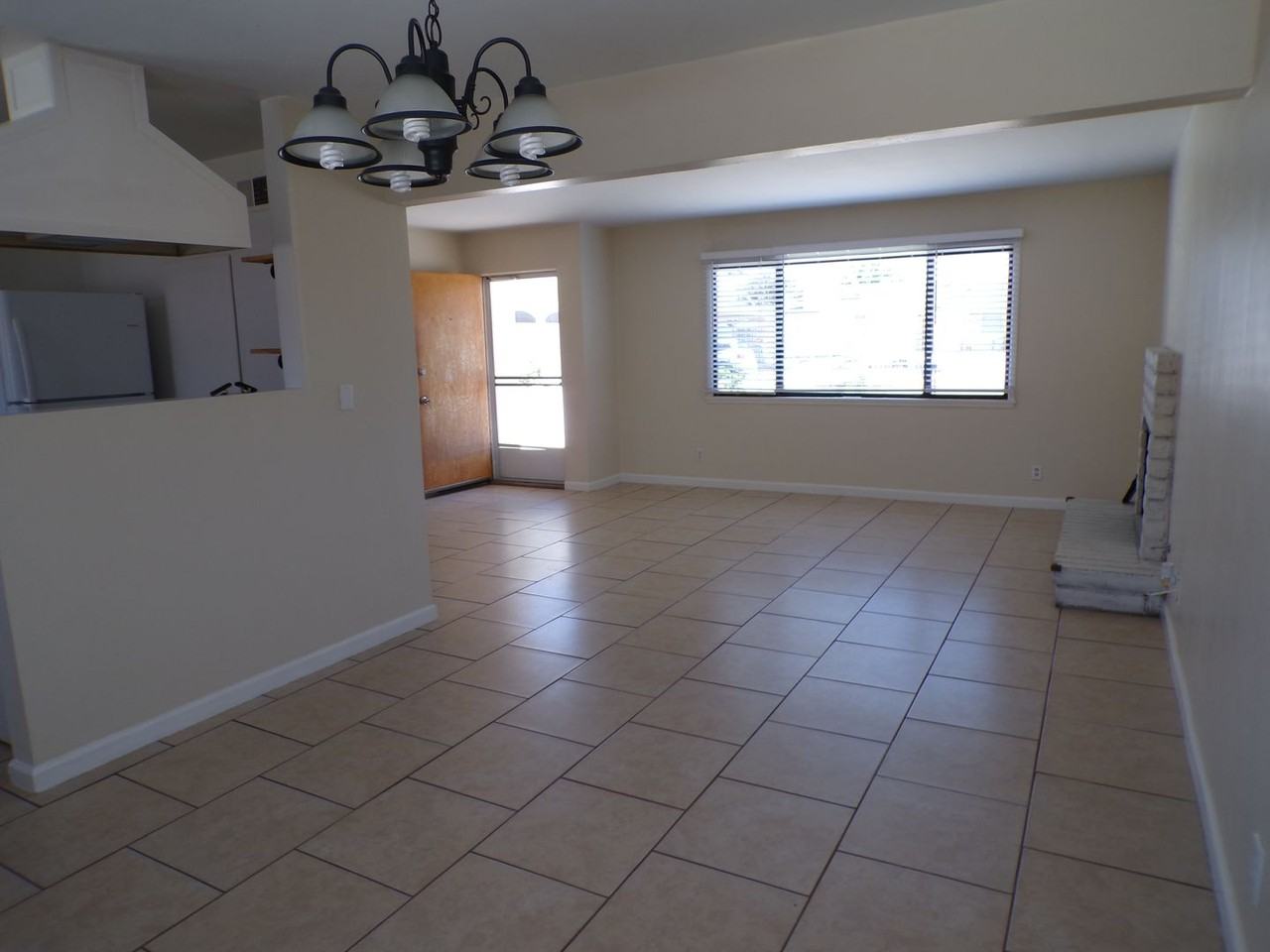3930 Neptune Ave - Photo 6 of 20
