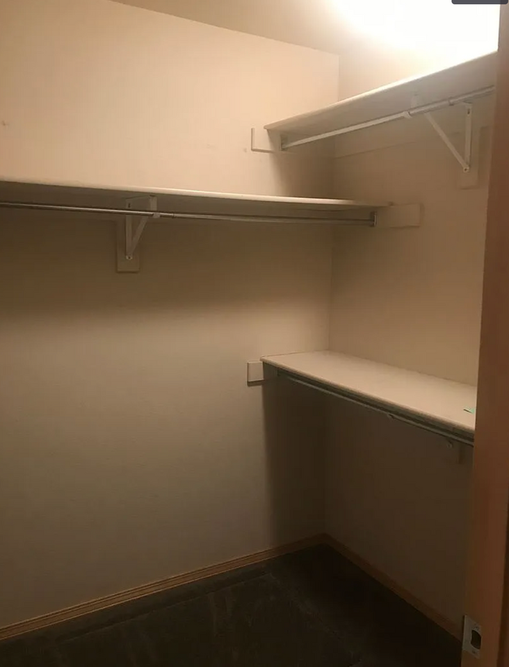 521 Green Tree Dr - Photo 3 of 13
