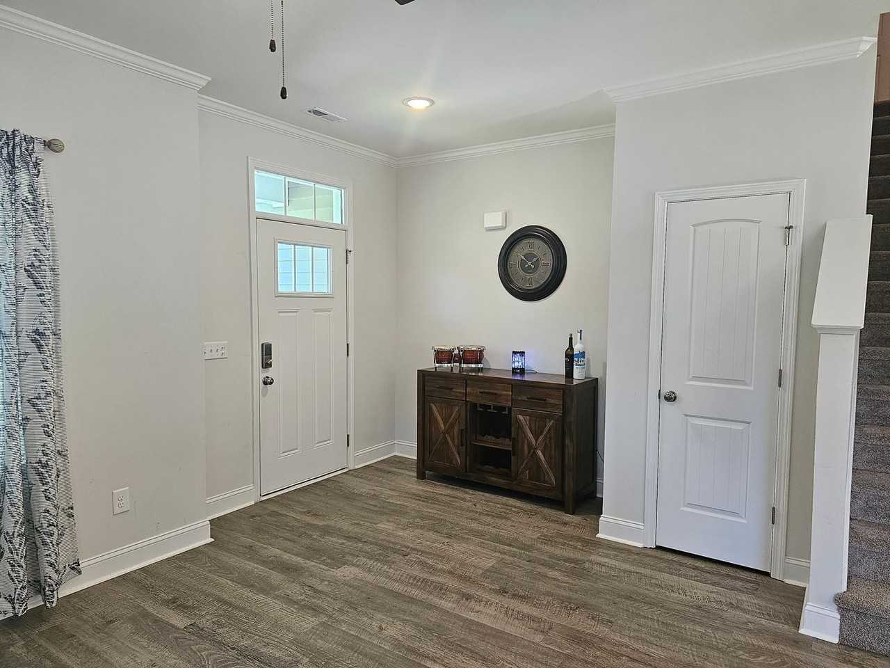1227 Morgan St - Photo 2 of 16