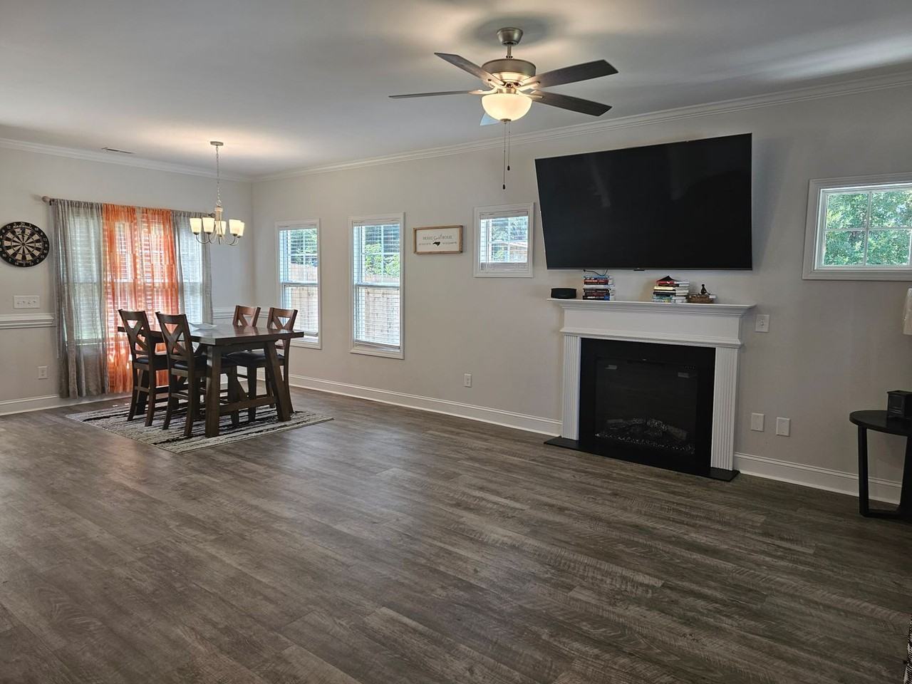 1227 Morgan St - Photo 3 of 16