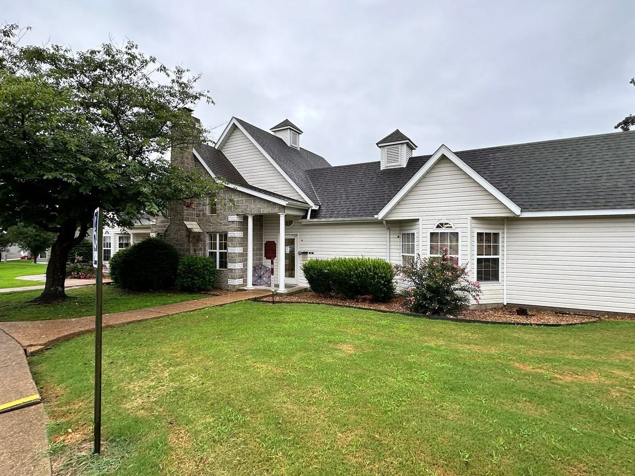 Mountain Station II - Photo 2 of 4