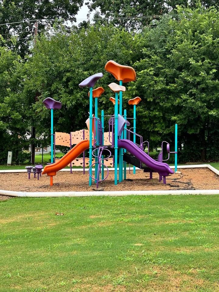 Mountain Station II - Photo 3 of 4