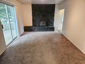 2 bedroom with fully fenced yard in bremerton, close to everything - Photo 1 of 1
