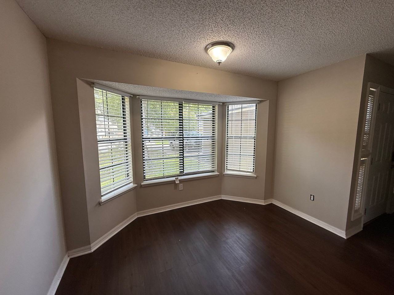 200 Millers Trace Dr - Photo 4 of 14