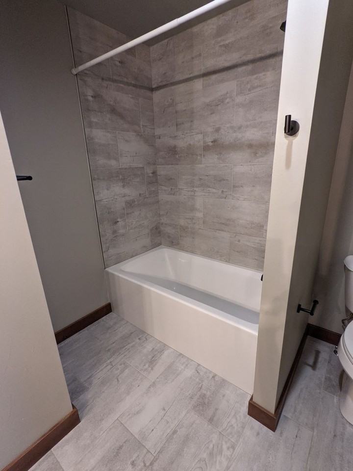 1601 Westwood Cir #C - Photo 2 of 8