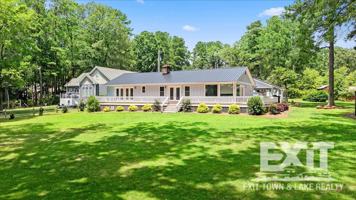 featured image of 104 Dogwood Acres