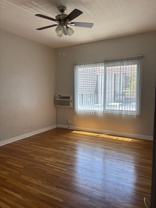 Beautiful spacious and bright apartment in the Pasadena Area - Photo 1 of 1
