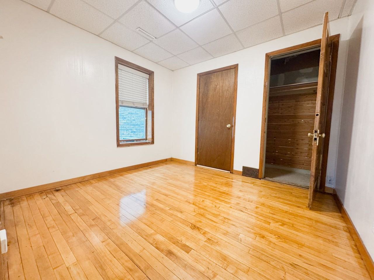 1220 Williamson St - Photo 7 of 17