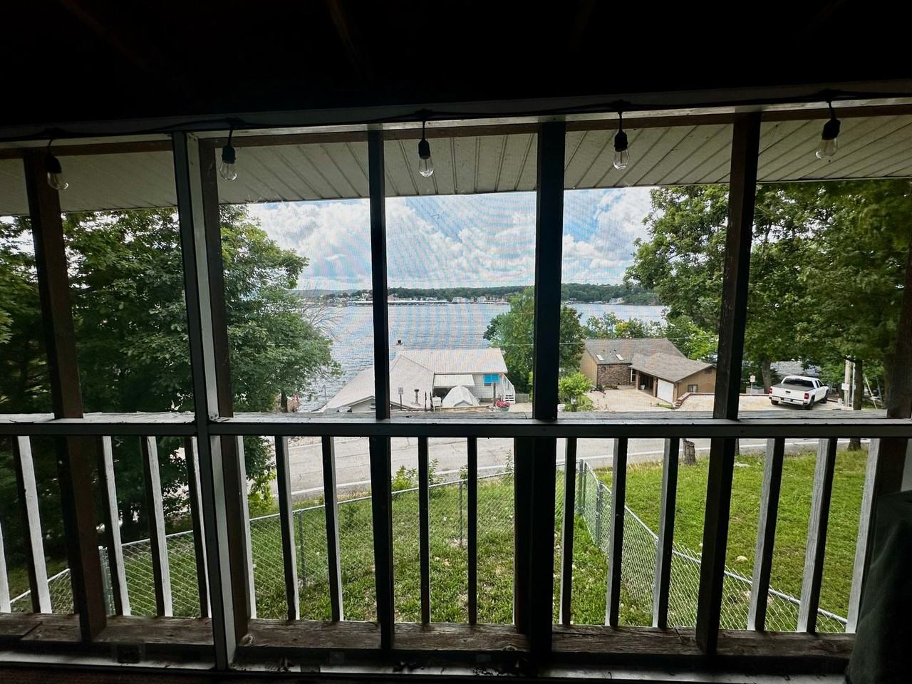 491 Short St - Photo 3 of 40