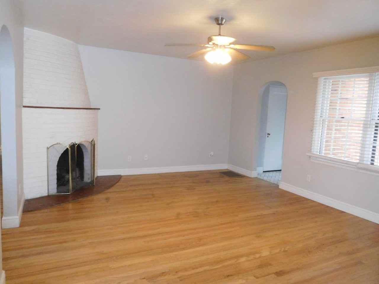 801 Washington St - Photo 4 of 19