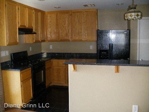 1157 Gecko Rd - Photo 3 of 8