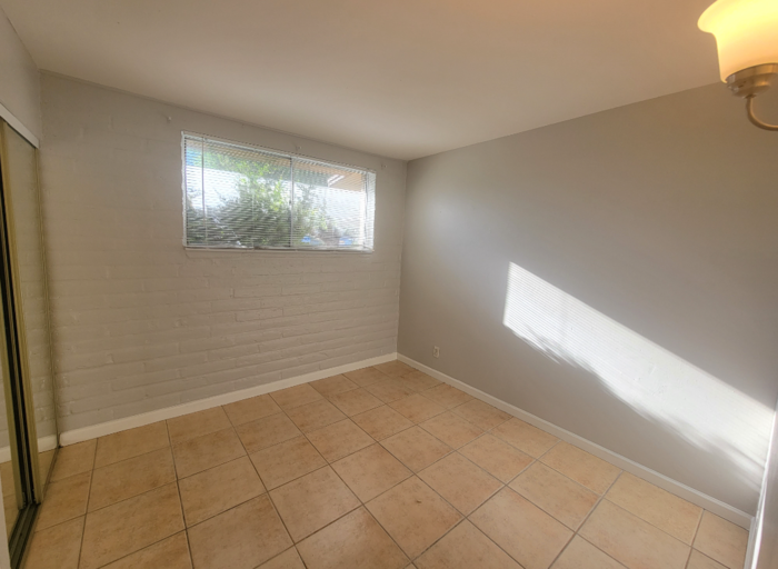 210 S Alandale Pl - Photo 2 of 18