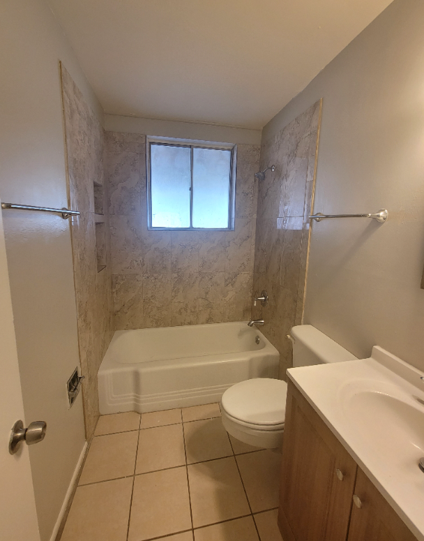 210 S Alandale Pl - Photo 3 of 18