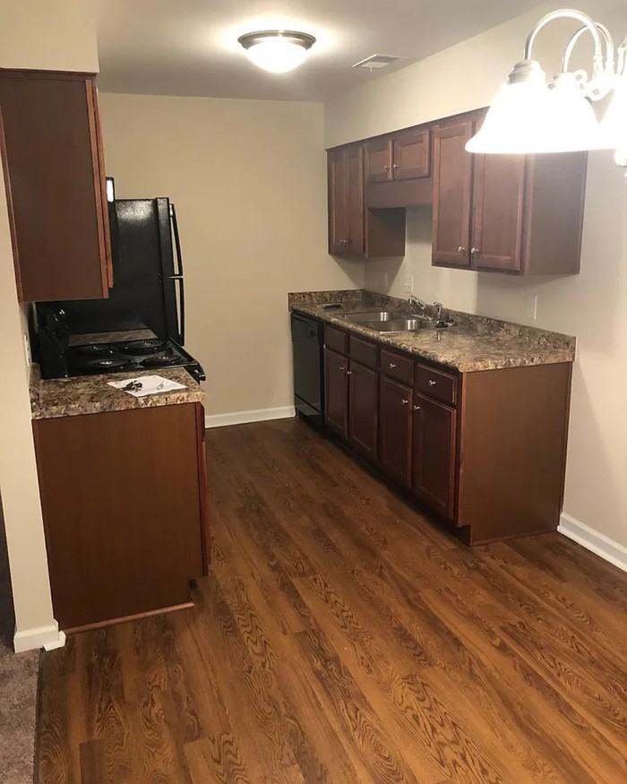 1421 Old Manor Rd #0 - Photo 2 of 8