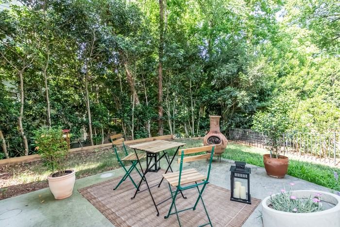 2304 Cumberland Ave - Photo 3 of 16