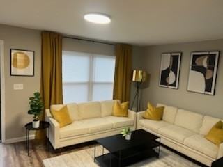 2339 Henrianne Ct - Photo 2 of 14