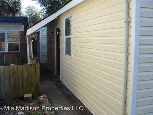 1910 Georgia Ave - Photo 3 of 11