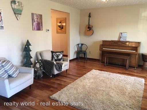 564 Woodmark Run - Photo 2 of 19