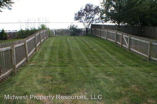 1419 SE 8th St - Photo 2 of 13