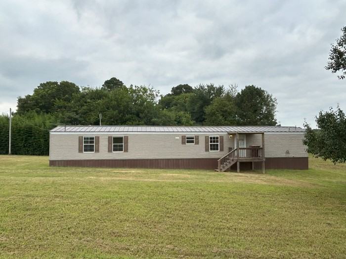 15025 Hobbs Rd - Photo 2 of 21