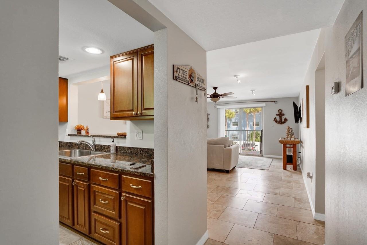 464 N Paula Dr #211 - Photo 5 of 38