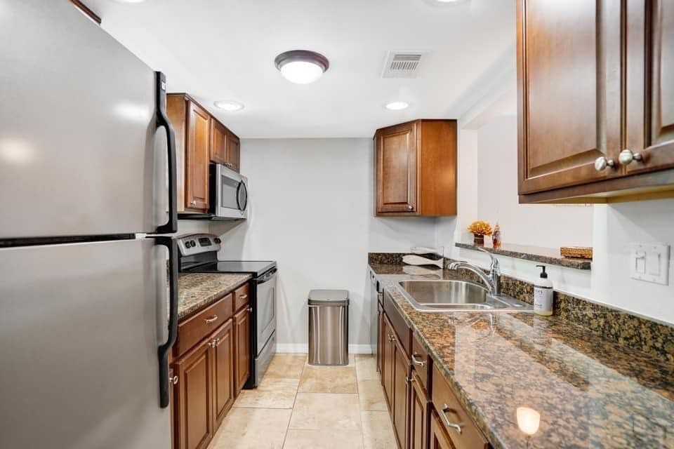 464 N Paula Dr #211 - Photo 6 of 38