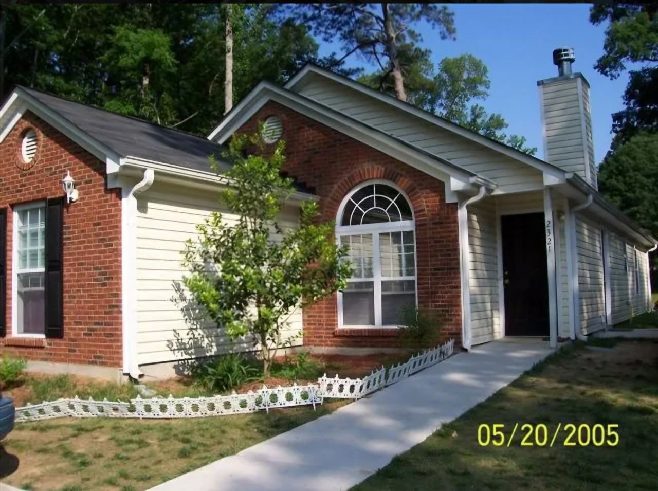 2321 Ewing St Sw #NA - Photo 2 of 4