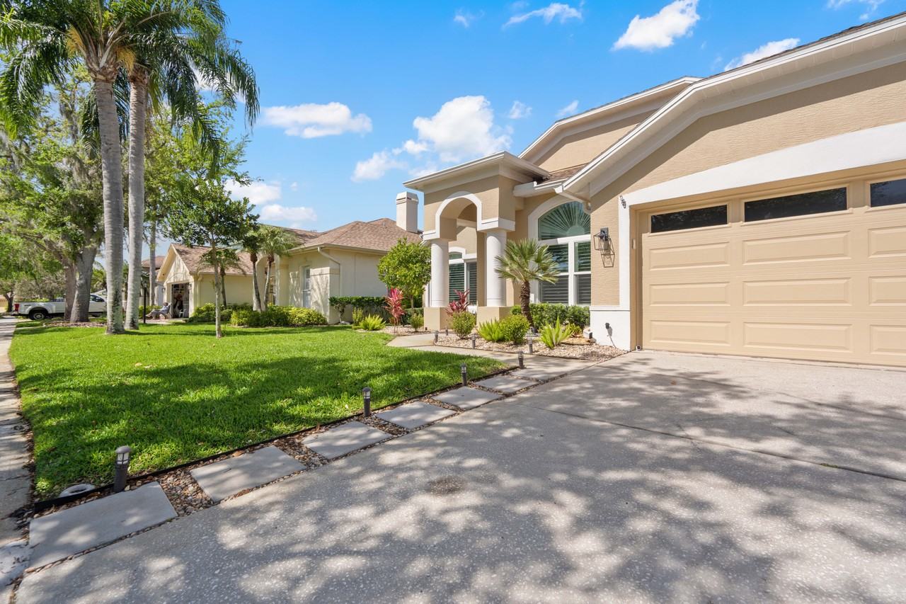 9905 Woodbay Dr #NA - Photo 2 of 44