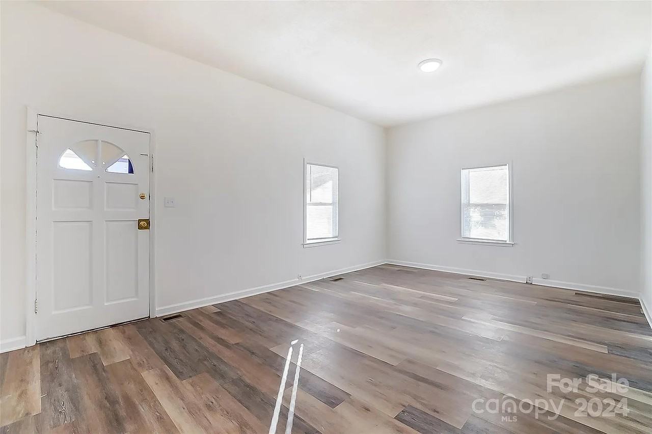 110 E 5th Ave #NA - Photo 2 of 13