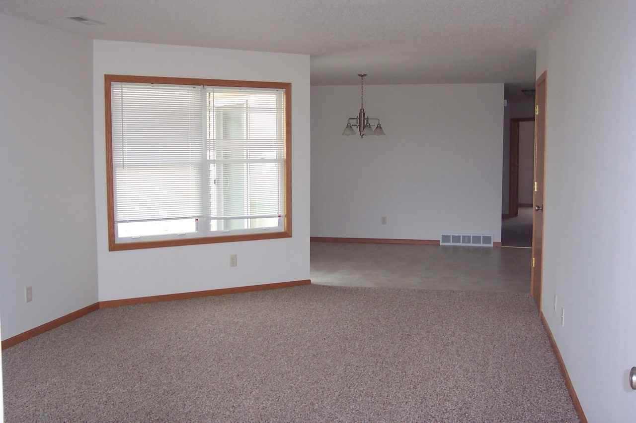 520 Landmann St #A - Photo 4 of 9