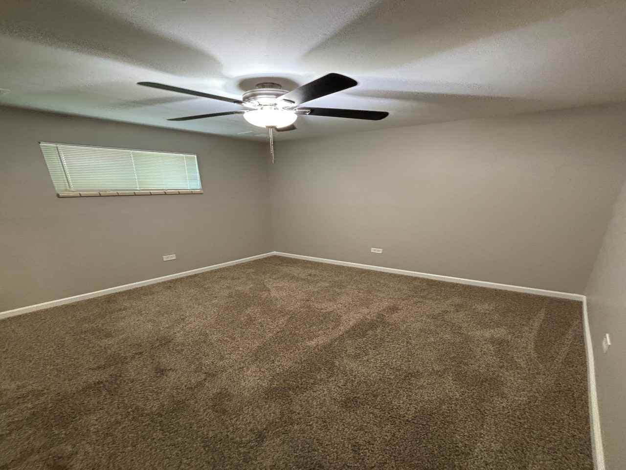 Redwood Apartments - Photo 7 of 28
