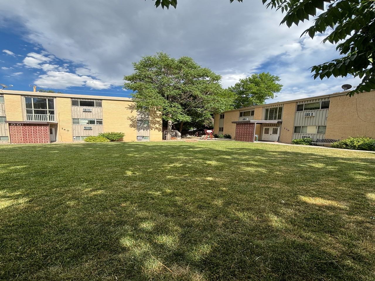 Redwood Apartments - Photo 2 of 31