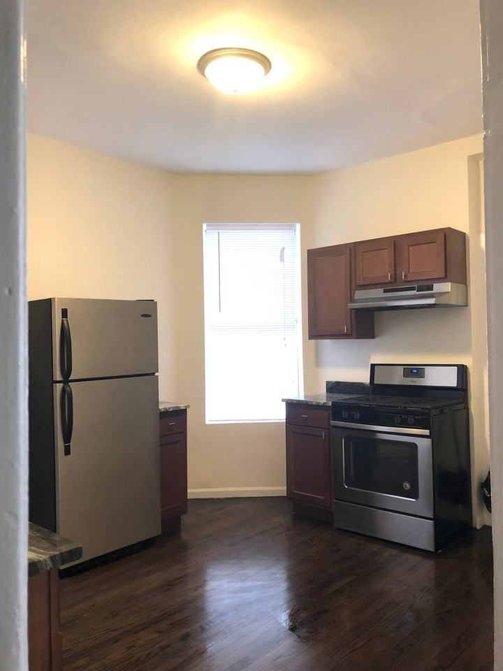 2912 South Wentworth Avenue #2F - Photo 3 of 5