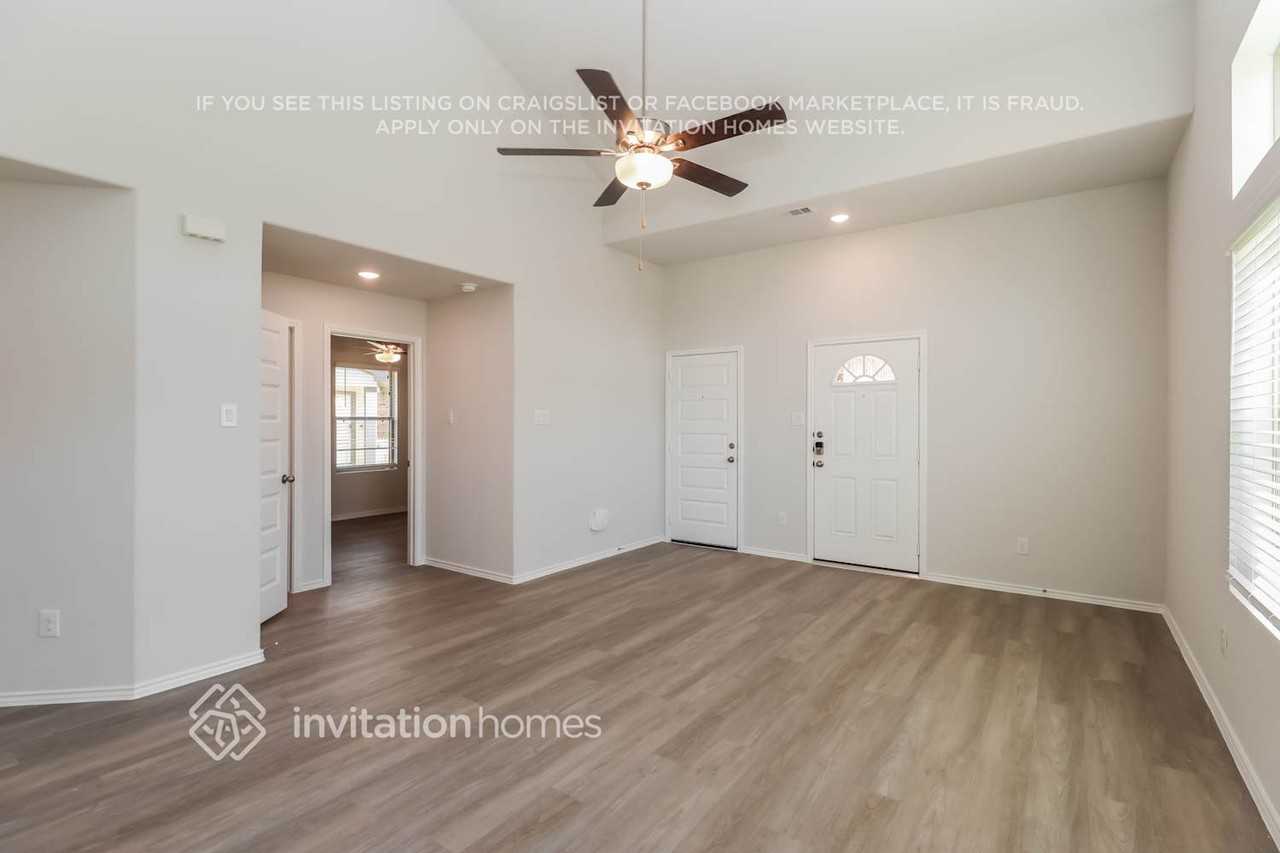 24975 Aconite Ln - Photo 5 of 26