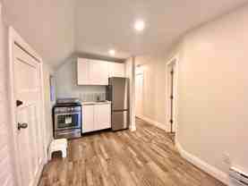 21 Locke St S - Photo 1 of 1