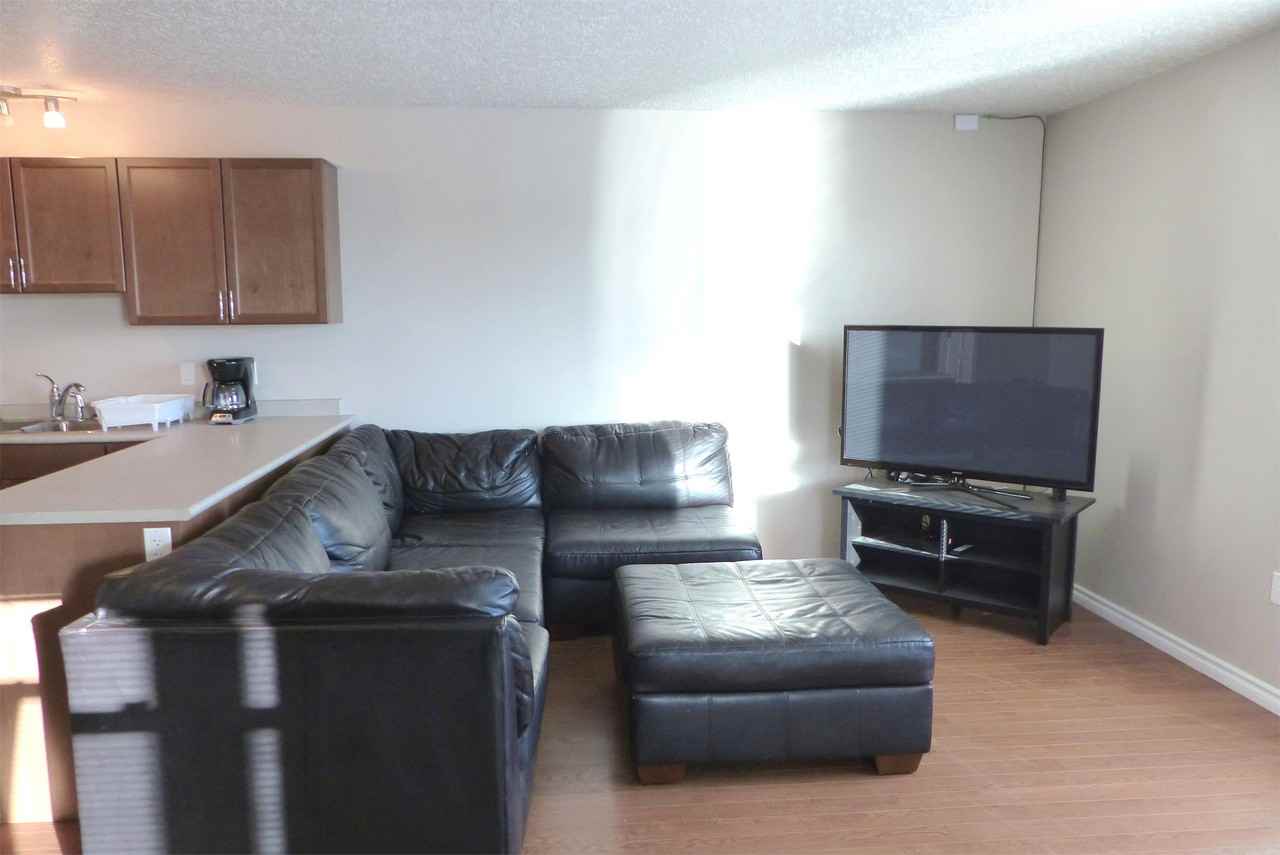 4501 - 43 Street - 2 #2 - Photo 5 of 19