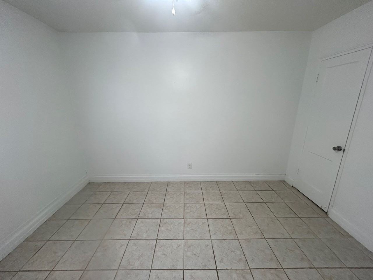 403 Waccamaw Ave - Photo 7 of 11