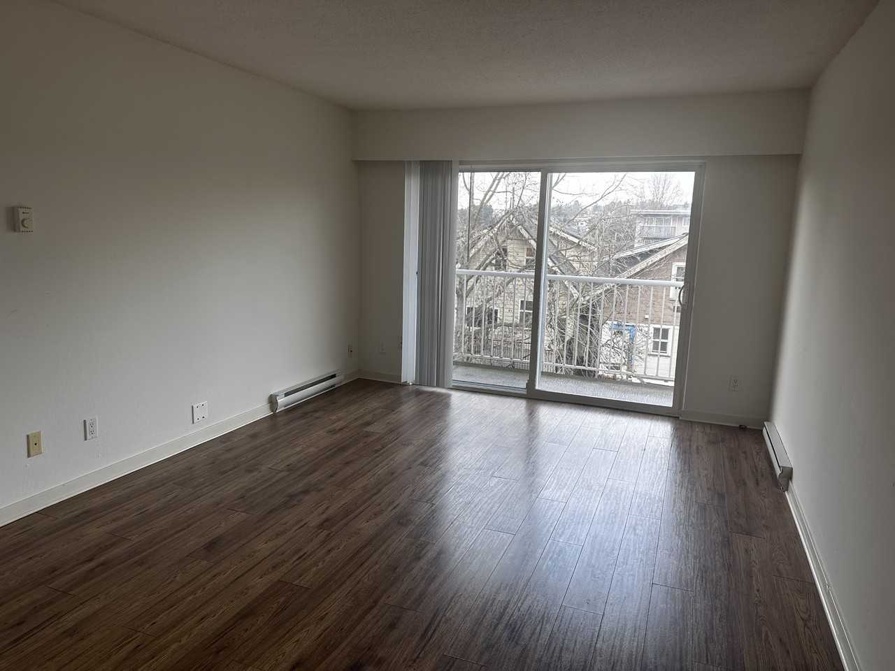 1150 Queens Ave 206 #206 - Photo 2 of 6