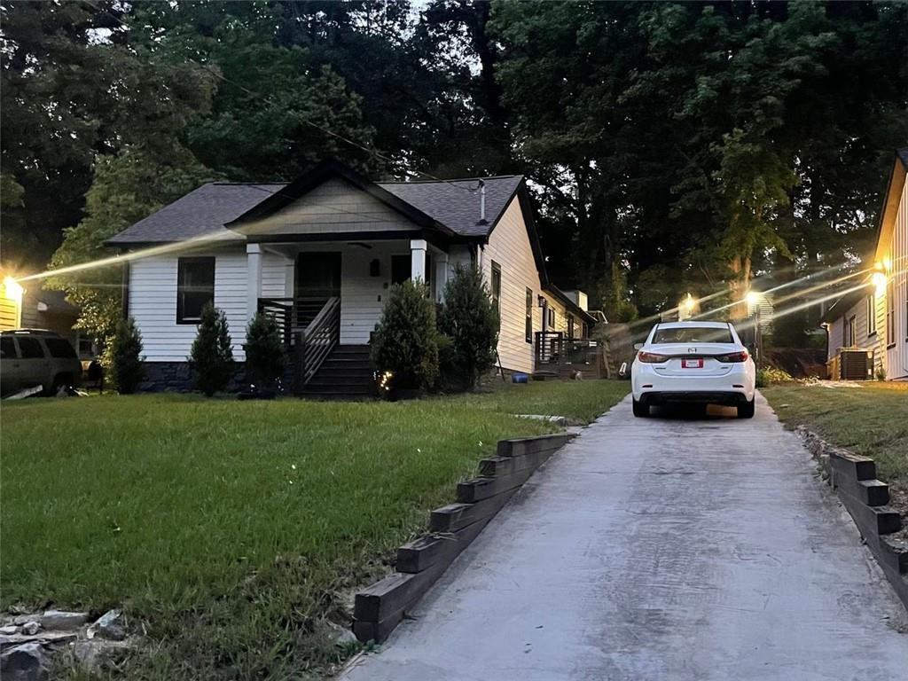 1933 North Ave Nw - Photo 2 of 13