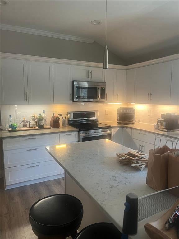 1933 North Ave Nw - Photo 3 of 13