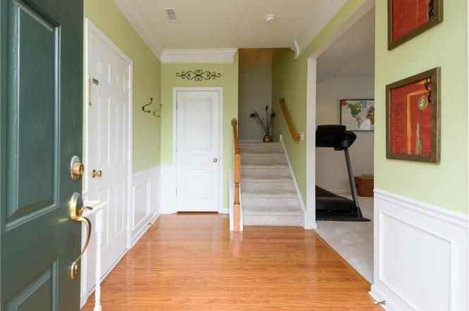 1910 Cavalier Ln - Photo 3 of 25