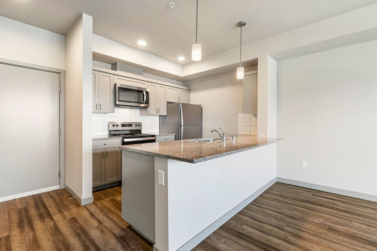 Find your dream home at Prince Avenue Apartments! Offering 1, 2, 3, and 4 bedroom Units! - Photo 3 of 6