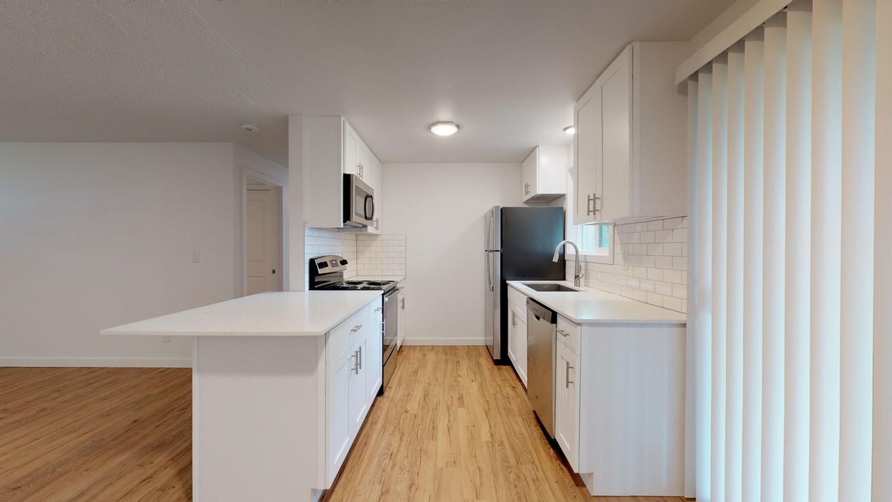 Hy Vista Monroe LLC - Photo 2 of 12