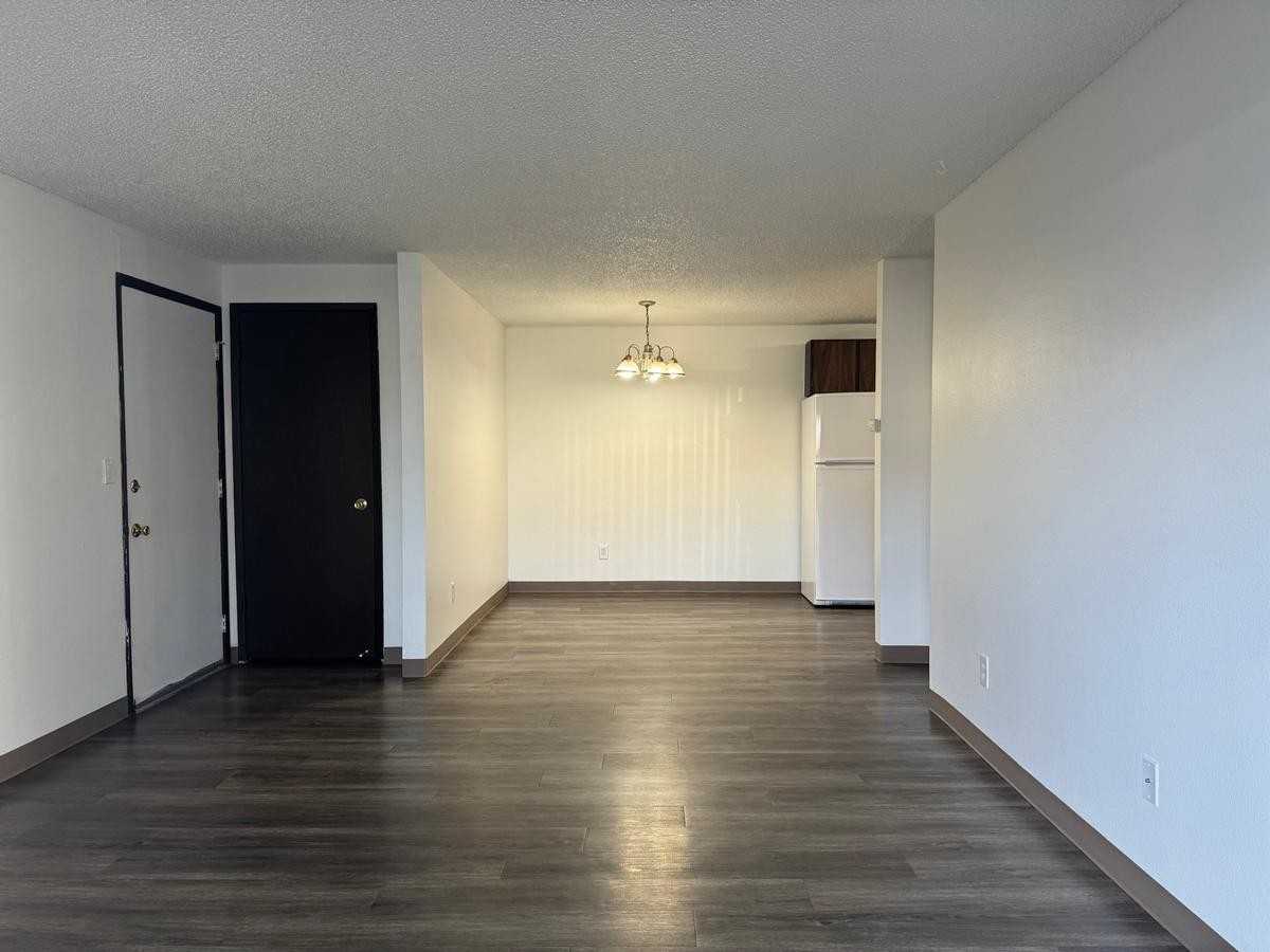 1150 S Highway 395 - Photo 6 of 7