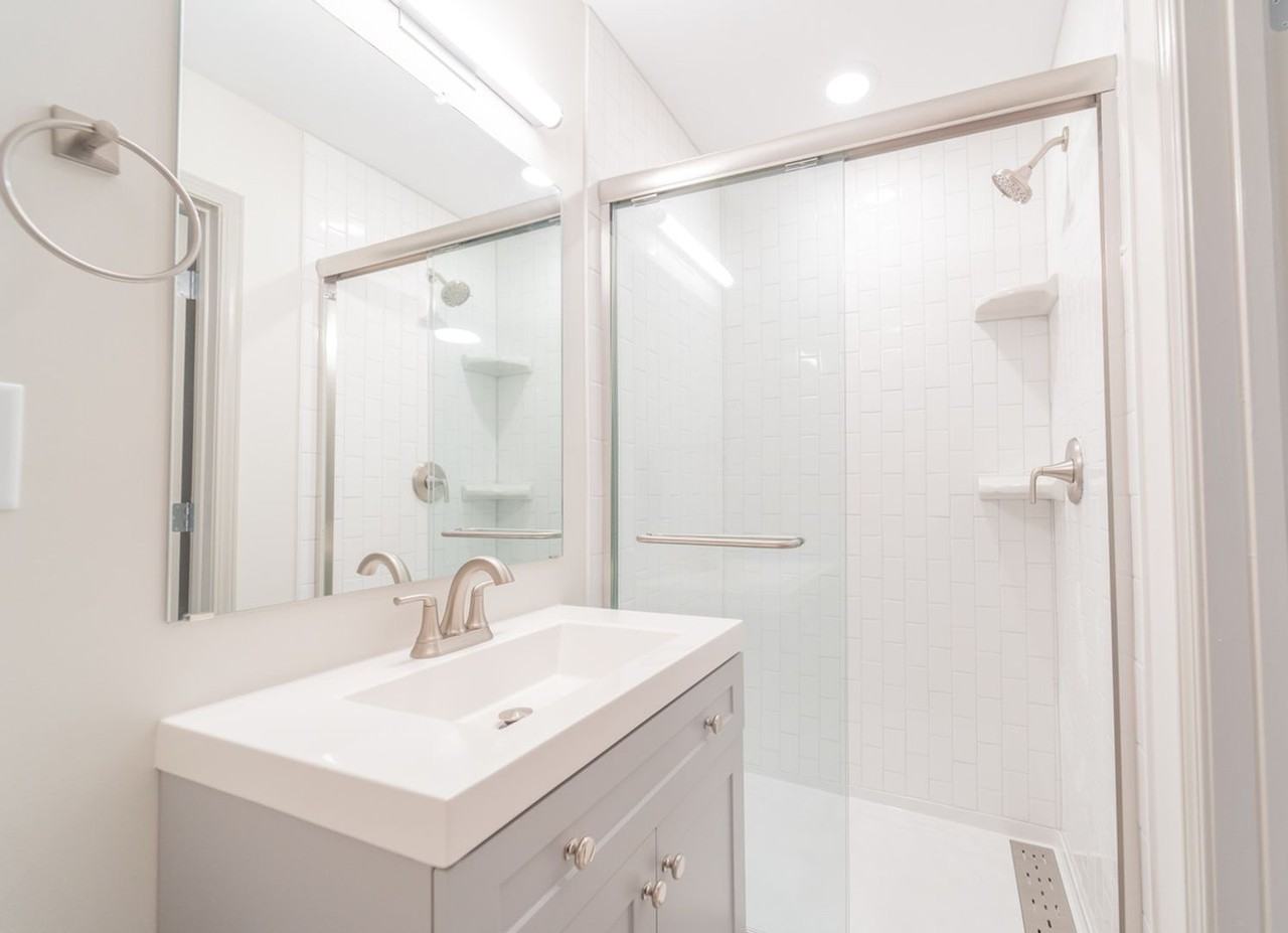 Emory Woods Apartments - Photo 6 of 18