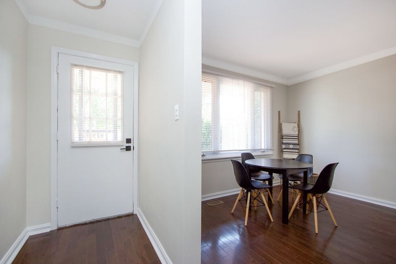 110 Emperor St #MAIN - Photo 2 of 19